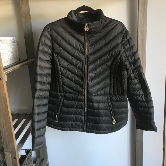 Michael Kors Jackets & Blazers - Micheal Kors Black Packable Down Fill Jacket